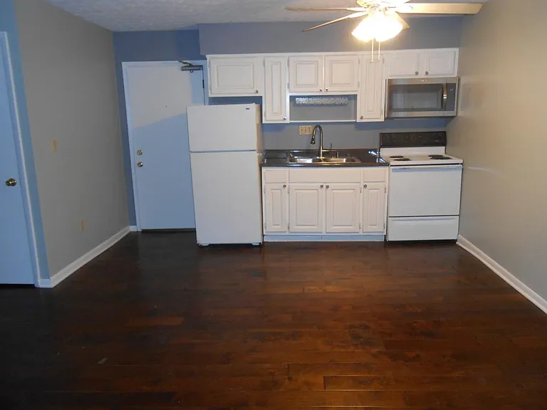 1291 Forsythe Ave #A — Photo 5