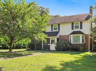 53 N Hillcrest Rd, Springfield, PA 19064