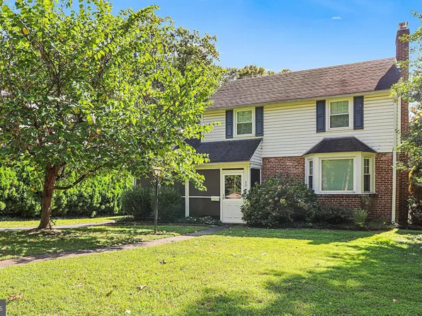 53 N Hillcrest Rd, Springfield, PA 19064