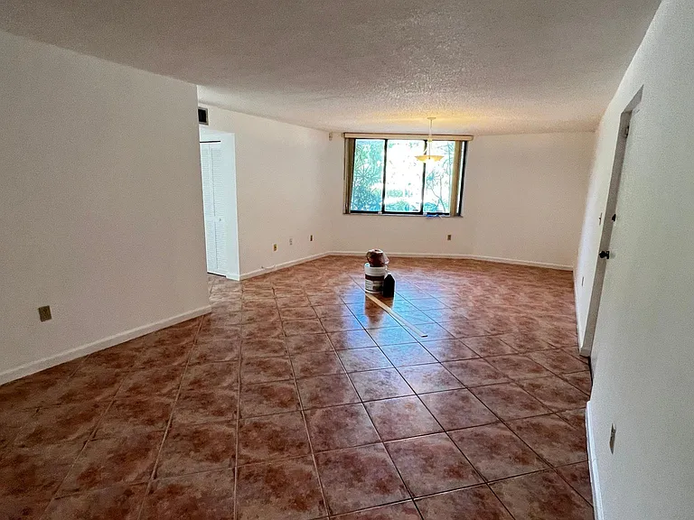 730 Coral Way #101 — Photo 27