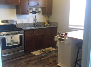 7221 38th Pl APT 2, Lyons, IL 60534