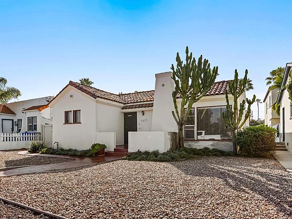 2nd image of 4849 W Point Loma Blvd
