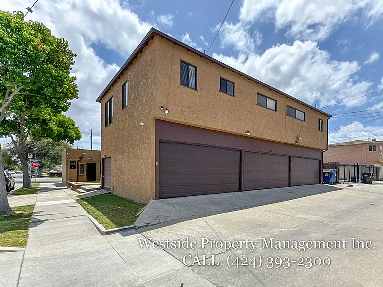 2202 W 84th Pl #3 — Photo 17