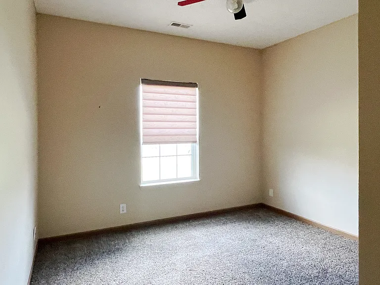 2331 Maxwell Dr — Photo 10