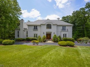 7 Saddle Ridge Rd, Ho Ho Kus, NJ 07423