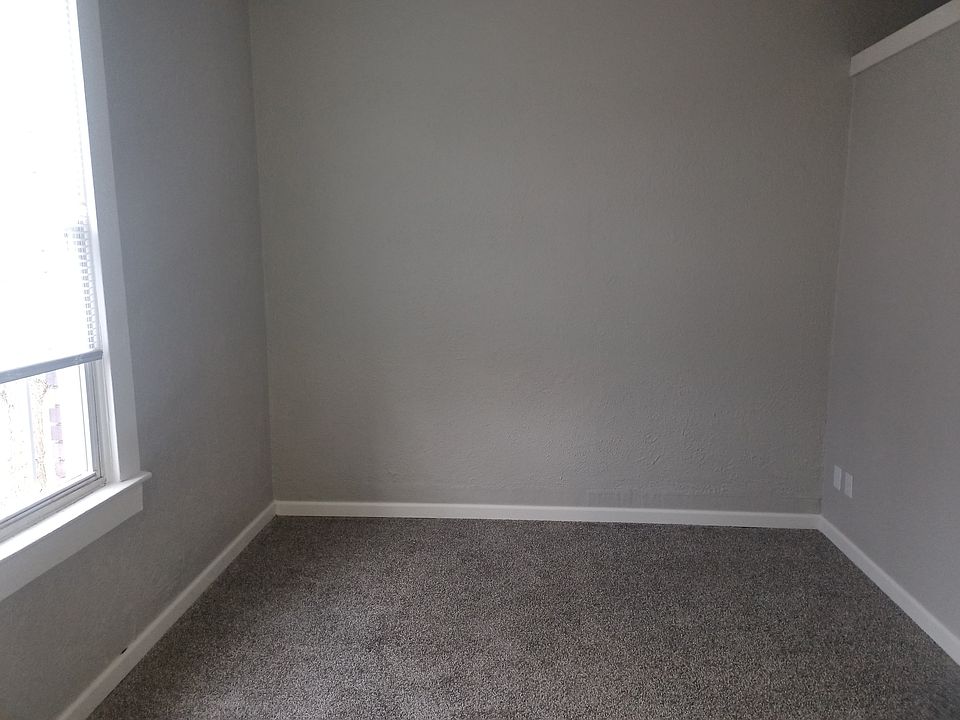 2nd image of 1010 S 14th St APT 7