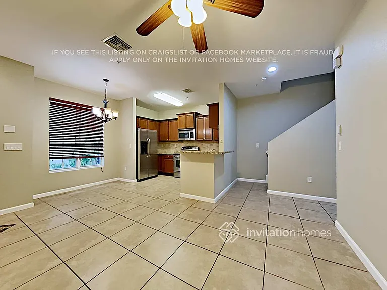 167 SW 7th Ct — Photo 5