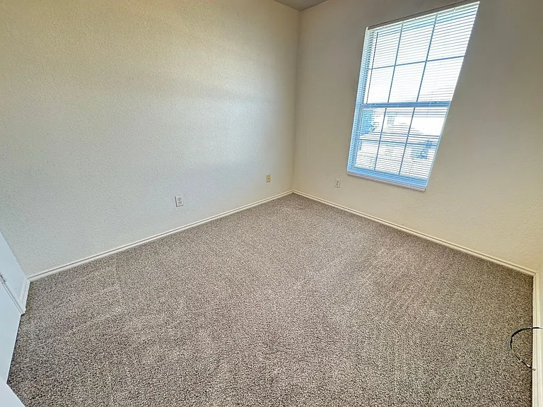 4300 Alan Kent Dr — Photo 11