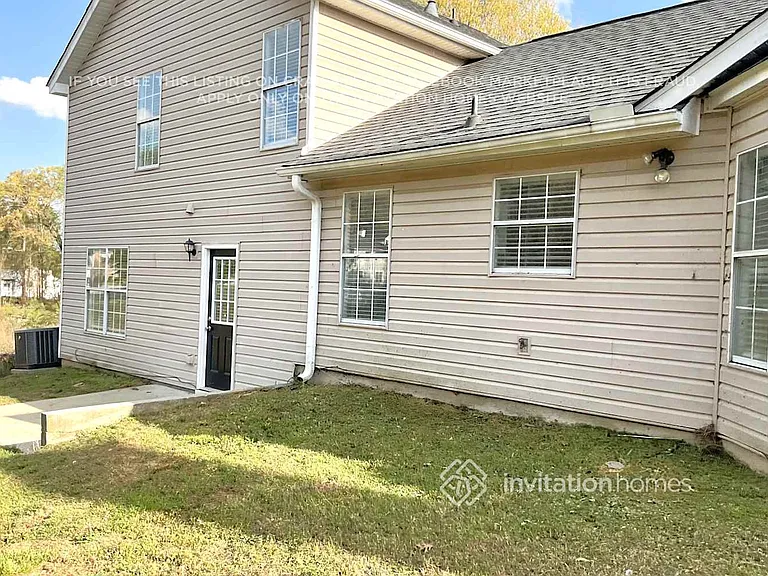 7754 Providence Point Way — Photo 22