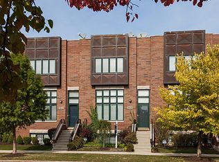 5010 Harvard Ter, Skokie, IL