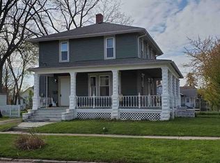101 E Center St, Mount Morris, IL 61054