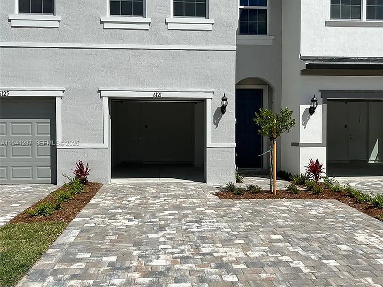 6121 Rancho Ln — Photo 17