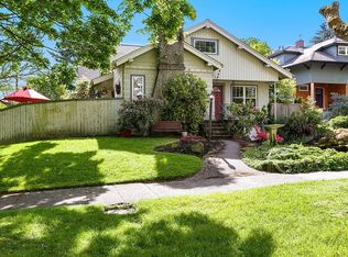 1704 45th Ave SW, Seattle, WA 98116