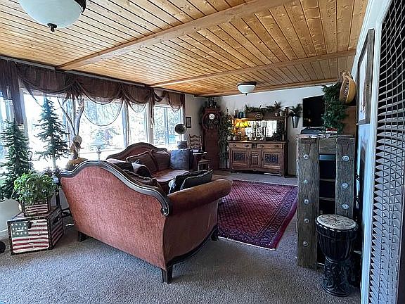 5th image of 39442 N Shore Dr