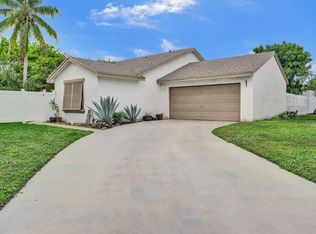 21581 Yellowstone Park Dr, Boca Raton, FL 33428