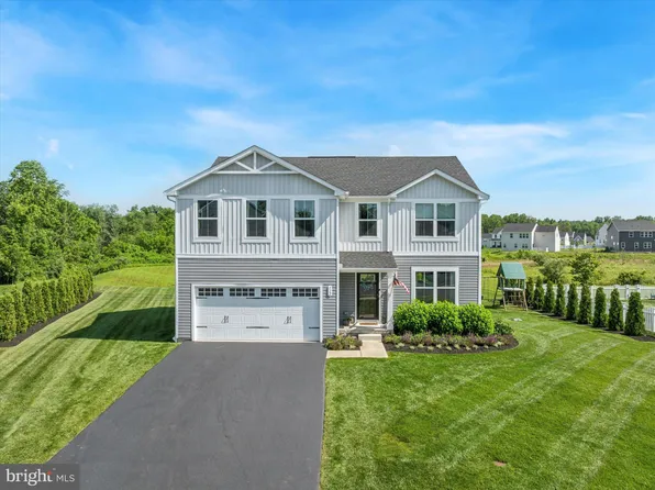 112 Stinson Dr, Honey Brook, PA 19344