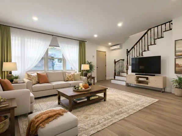 198 28th Street image 1 of 24