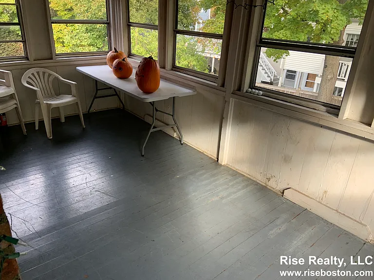 16 Caltha Rd #16 — Photo 5