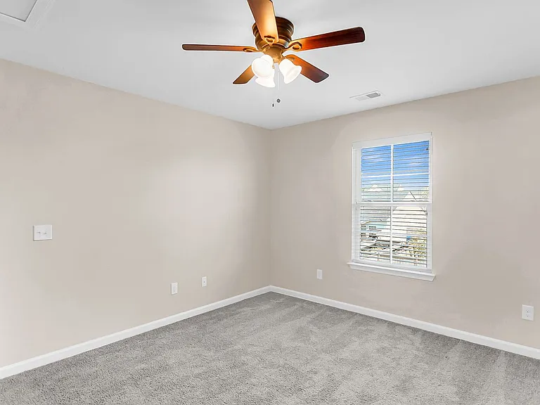 1104 Friartuck Trl — Photo 28