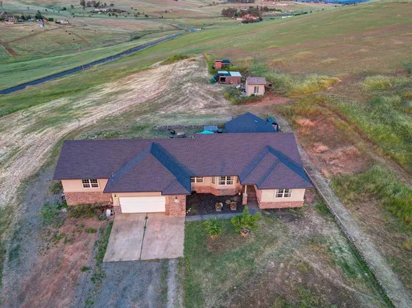 3881 Hokan Ln, Wheatland, CA 95692