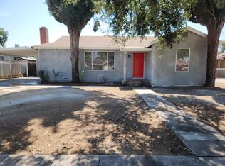 4882 E McKenzie Ave, Fresno, CA 93727