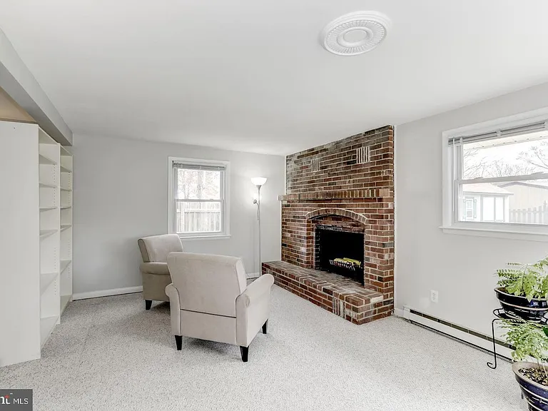 4311 Pergate Ln — Photo 13