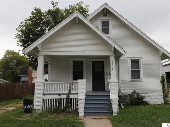 2217 Dudley St, Lincoln, NE 68503