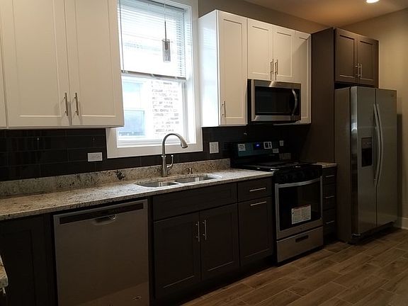 3rd image of 7923 S Kingston Ave