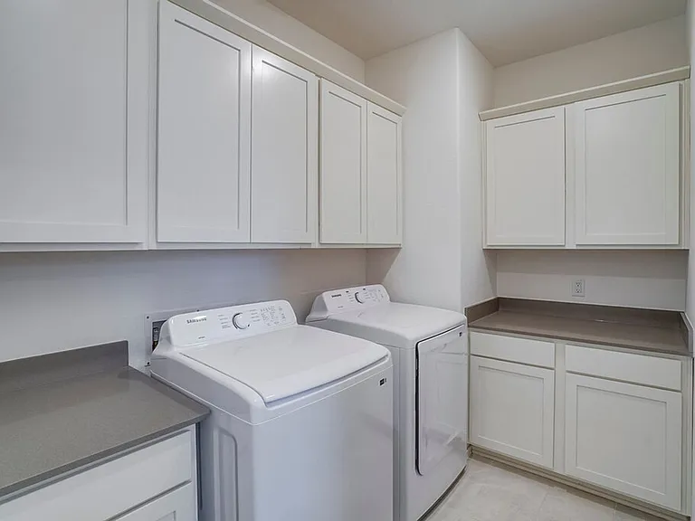 1109 Winnie Dr — Photo 9