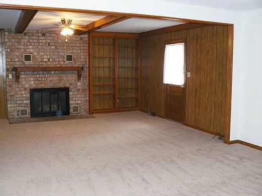 Open Family-Living Room