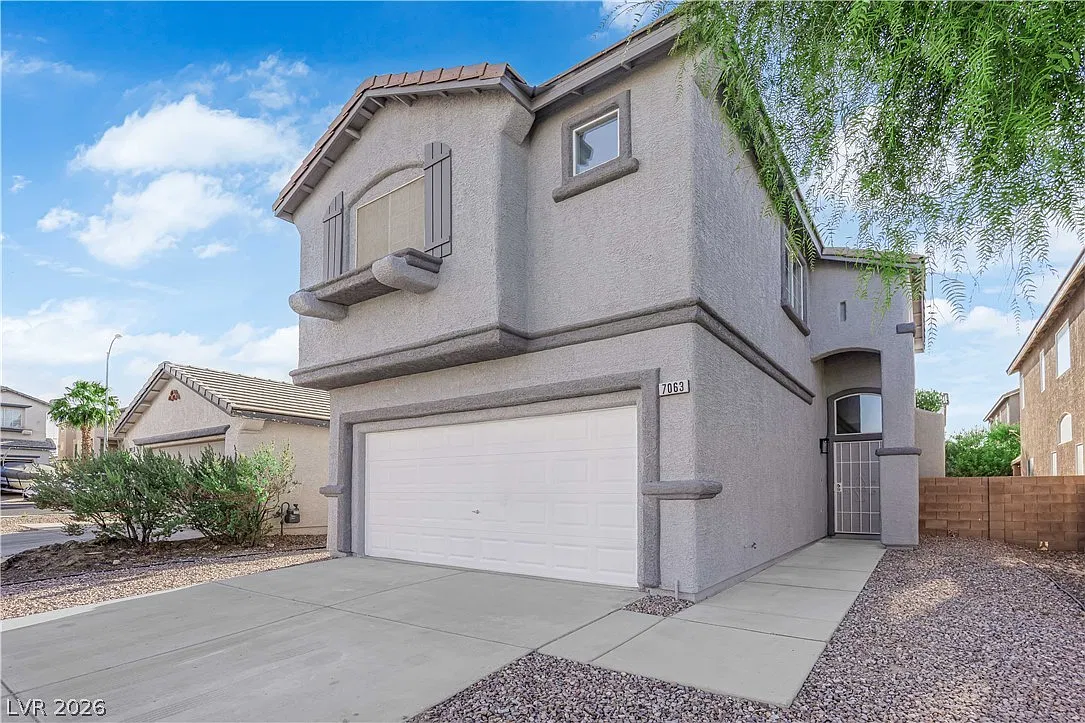 3 bed, 2.5 bath, 1568 sqft, $2,000 — Photo 3