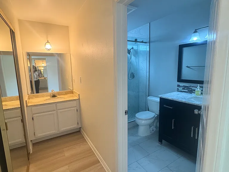 14726 Tupper St — Photo 29