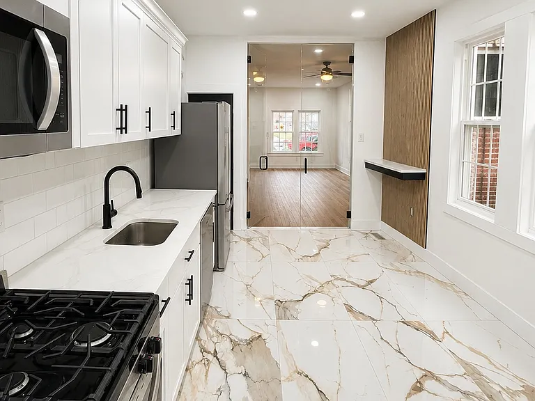 1209 Atlantic Ave — Photo 4