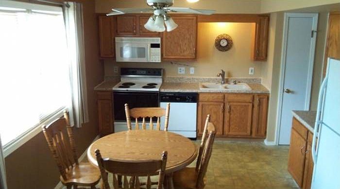 2nd image of 1416 Brookedge Dr