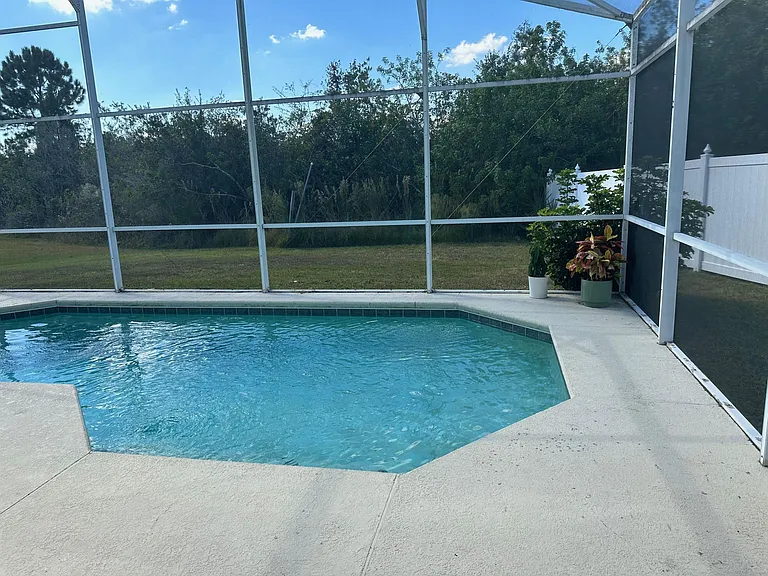 1654 Islebrook Dr — Photo 20