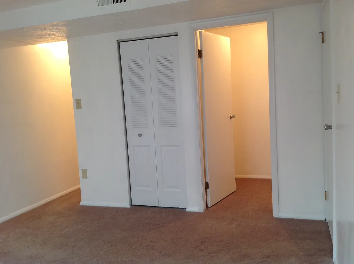 Master Bedroom Closet - 830 Heather Ridge Dr #C