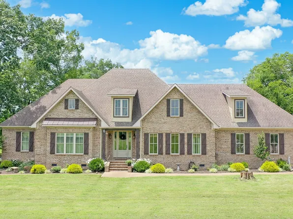 111 Wartrace Creek Rd, Wartrace, TN 37183