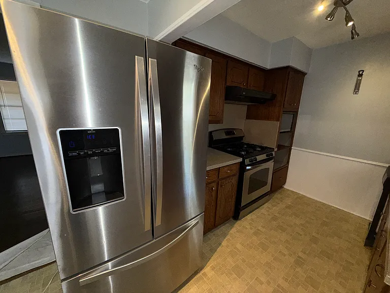 6202 Power Dr — Photo 8