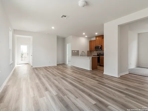 14442 Calaveras Cove, San Antonio, TX 78112