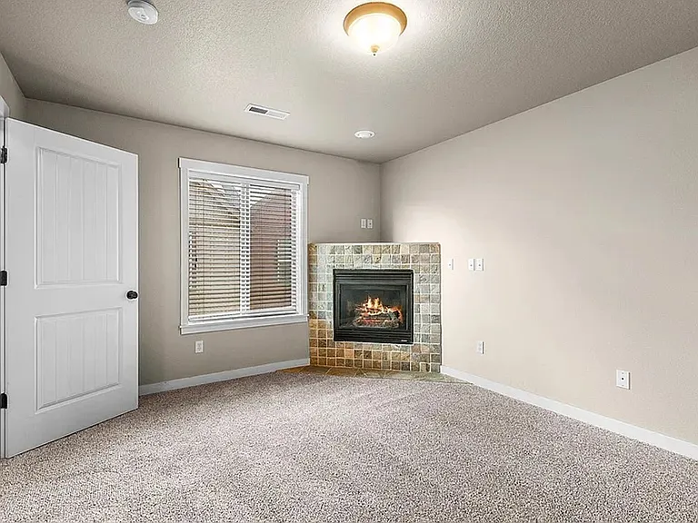 433 NW 25th St — Photo 15