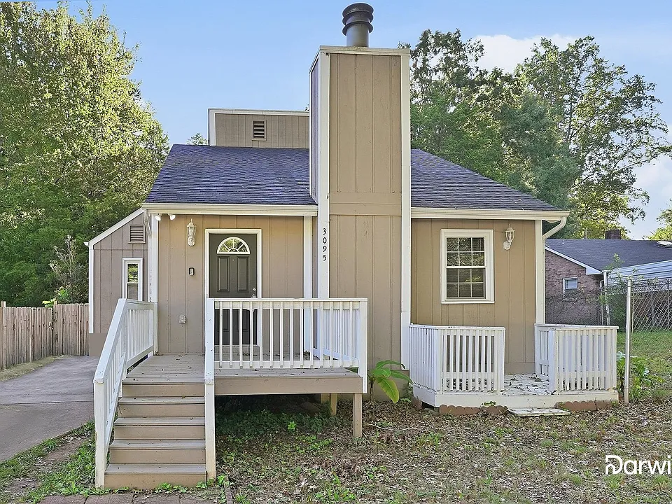 3095 Buchanan St