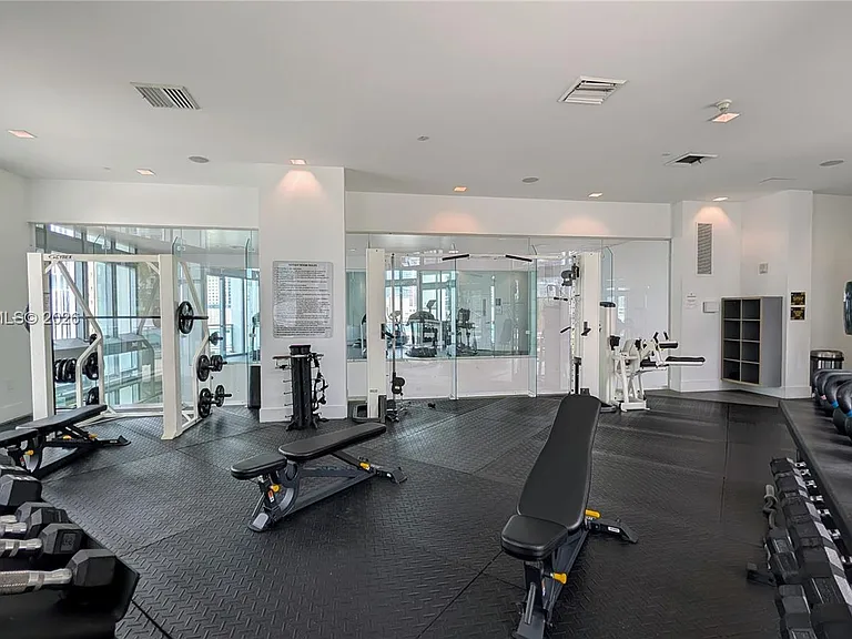 350 S Miami Ave #704 — Photo 20
