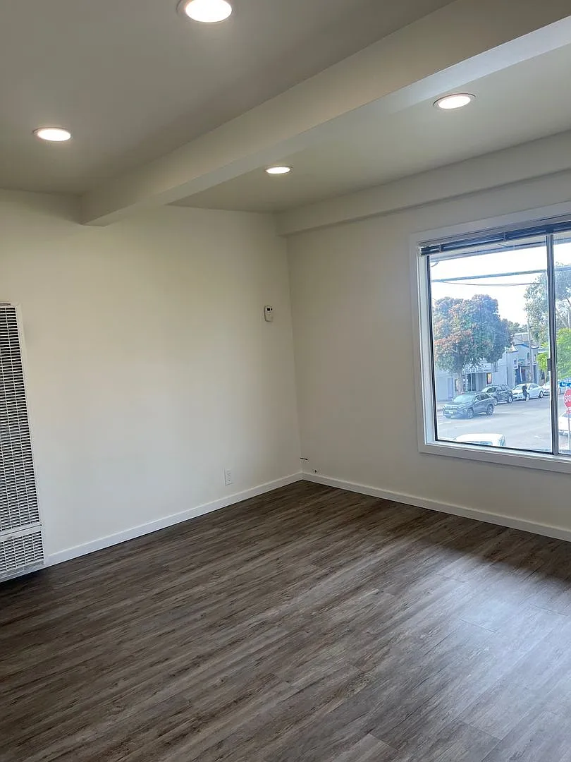 828 Napa Avenue — Photo 4