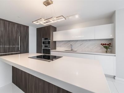 851 NE 1st Ave #3911, Miami, FL, 33132