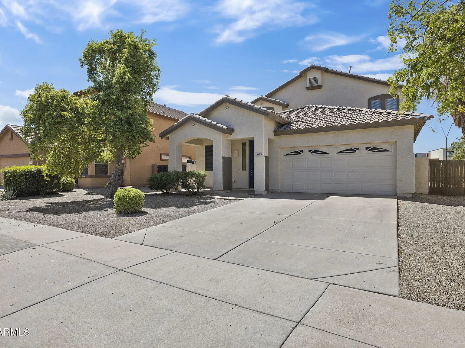4 bed, 2.5 bath, 2298 sqft, $2,550 — Photo 1