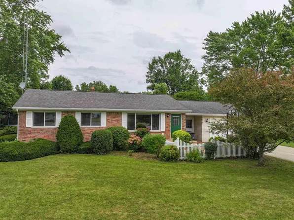 6494 W Coldwater Rd, Flushing, MI 48433