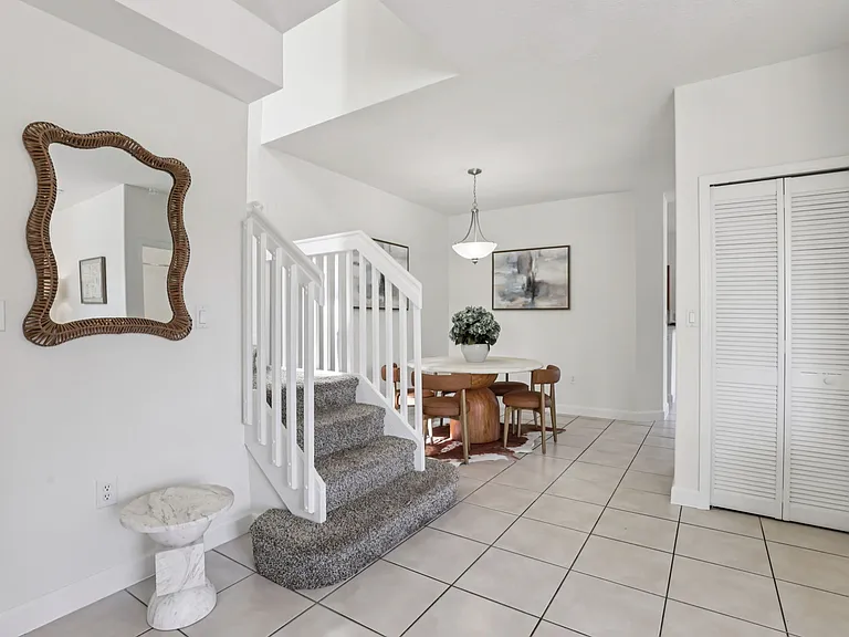 Seascape Pointe Townhomes — Photo 8
