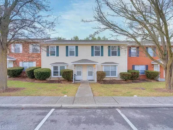 327 Pheasant Run Ct, Blacksburg, VA 24060