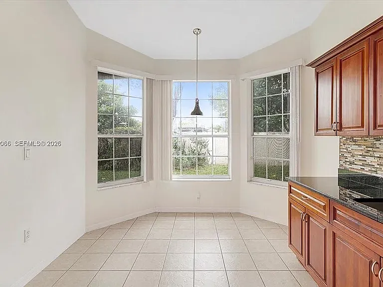 7620 S Aragon Blvd — Photo 5