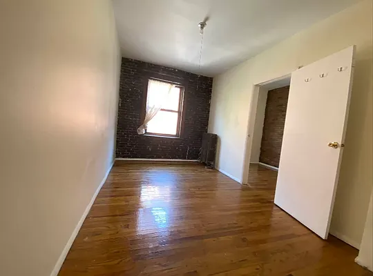 Rented by Best Apartments North Inc | media 41